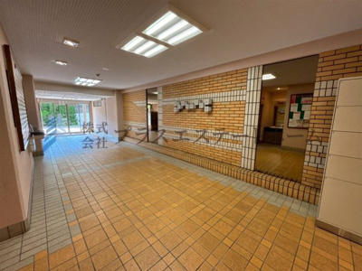 【その他】 | ルネ須磨 | エントランス♪タイル張りで豪華な印象♪綺麗に清掃されたマンションです♪