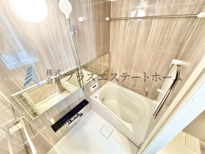 【浴室】 | シーサイドシャトー塩屋 | 【当社施工事例】給湯器リモコンの設置あり♪追い焚きが簡単なので、いつでも楽に入浴出来ます♪