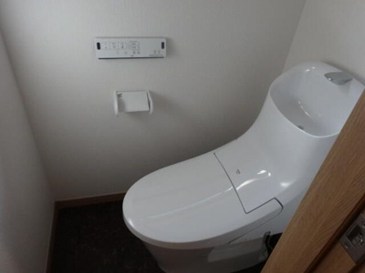 【トイレ】 | ロイヤルハイツ白楽参番館 | 同一仕様