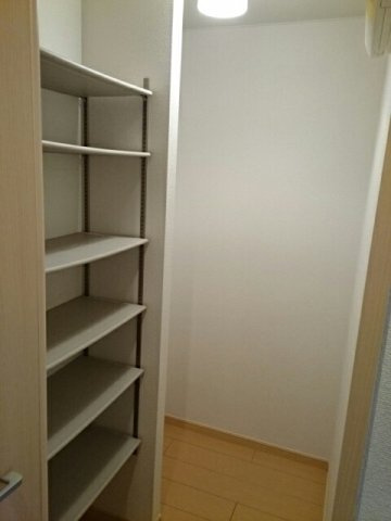 サンハウス志家の内装