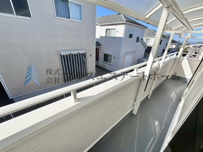 【バルコニー】 | 山口町上山口4丁目　戸建 | 隣地と距離があるのでたっぷりの採光が入ってきます♪