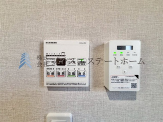 【その他】 | 山口町上山口4丁目　戸建 | 浴室乾燥機付きユニットバスで雨の日のお洗濯にも大活躍♪
