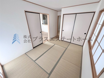 【和室】 | 山口町上山口4丁目　戸建 | リビング横の和室で様々な使い方が出来ます♪