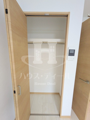 【収納】 | リタ王子神谷 | たっぷりとした収納スペースです
