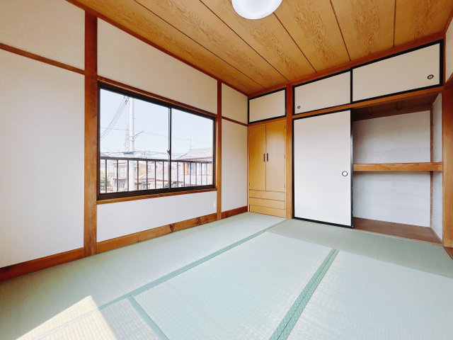 【中古戸建】太田市由良町の和室|■和室｜和室でしか味わえない畳ならではの香りや素材で和のやすらぎを感じてください♪休日はお子様とお昼寝するのにも最適です！