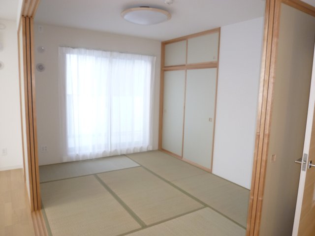 セントラルアベニューの和室|和室6帖