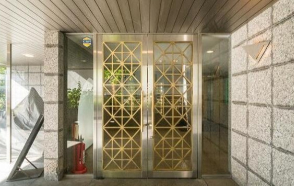 パレステュディオ小石川後楽園のエントランス