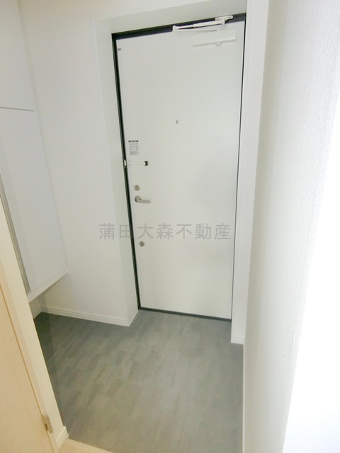 ルネコート大鳥居Ⅳの玄関