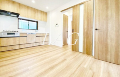 【居間・リビング】 | 本町1丁目戸建 | 洋室のお部屋です。