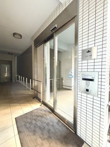 【エントランス】 | □■ライオンズ茅ヶ崎ザ・アイランズ Ⅰ街区■□ | 防犯面でも安心のオートロック付き