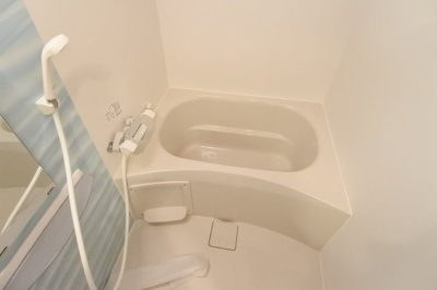 【浴室】 | セレニテ中崎町リアン