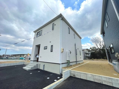 【外観】 | 亀山市羽若町《4号棟》