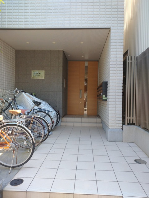 クラート目白台のロビー|★オートロック付きのエントランス★