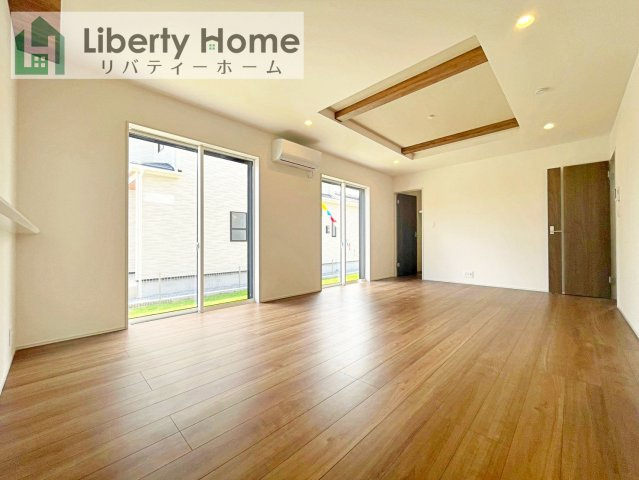 土浦市小岩田東２丁目6期　新築戸建　１号棟の居間・リビング