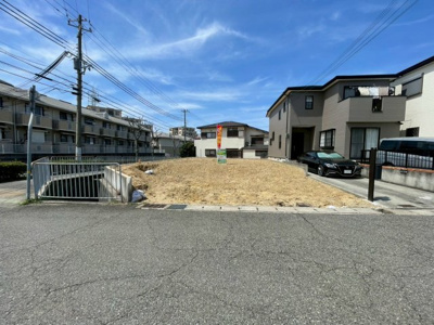 【前面道路含む現地写真】 | 売土地　神戸市西区今寺 | 敷地広々70坪！！　平屋建築出来ます！！　車庫並列3台スペース可能！！　