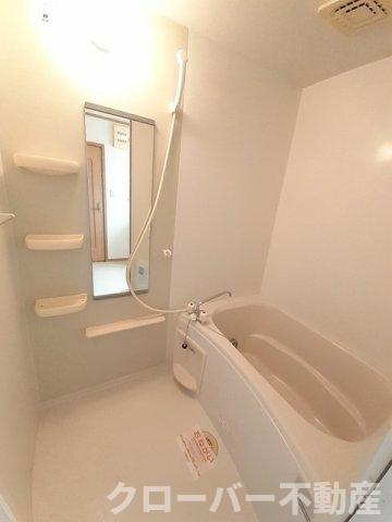 ヴィラ　エンゼルＣの浴室