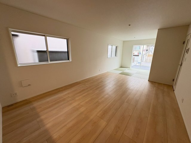 清水が丘1丁目  新築戸建ての居間・リビング|こちらの居間で趣味の時間をお楽しみください