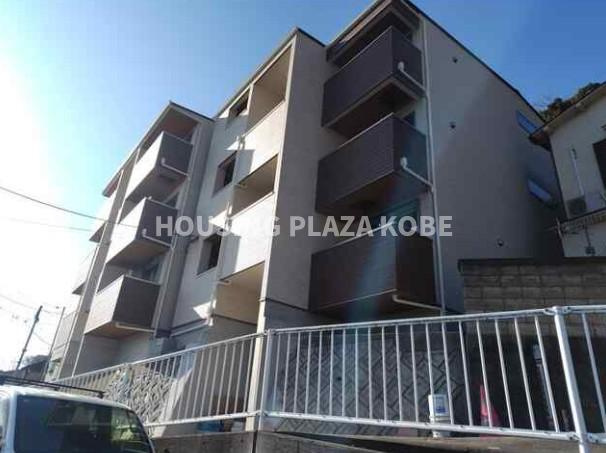 アリビア明神町Ａ棟の外観