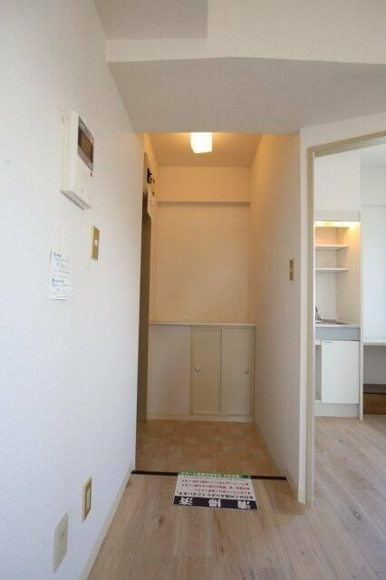 ノイメゾン桜台の玄関