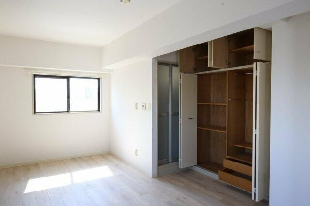 ノイメゾン桜台の寝室