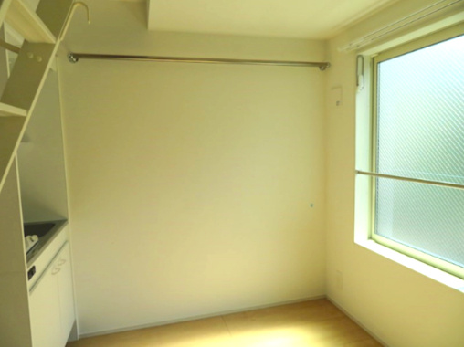 中野区東中野１丁目のアパートの居間・リビング