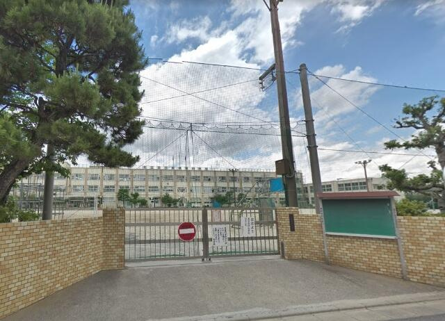足立区立東伊興小学校まで501m