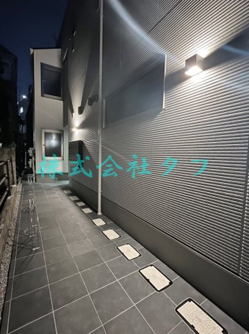 ハピネスハウスのエントランス