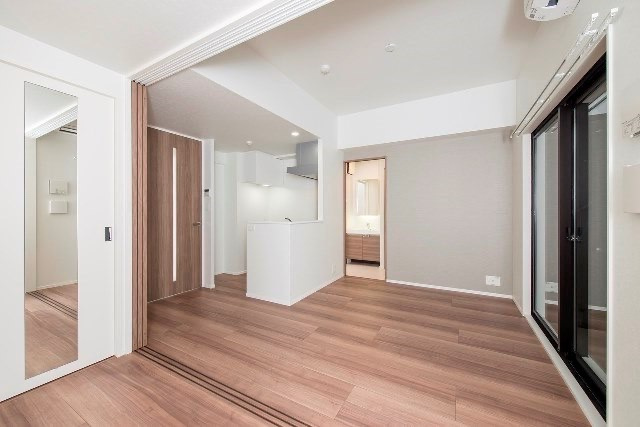 新品家具付きマンション博多駅南26(KaGood福岡)の居間・リビング