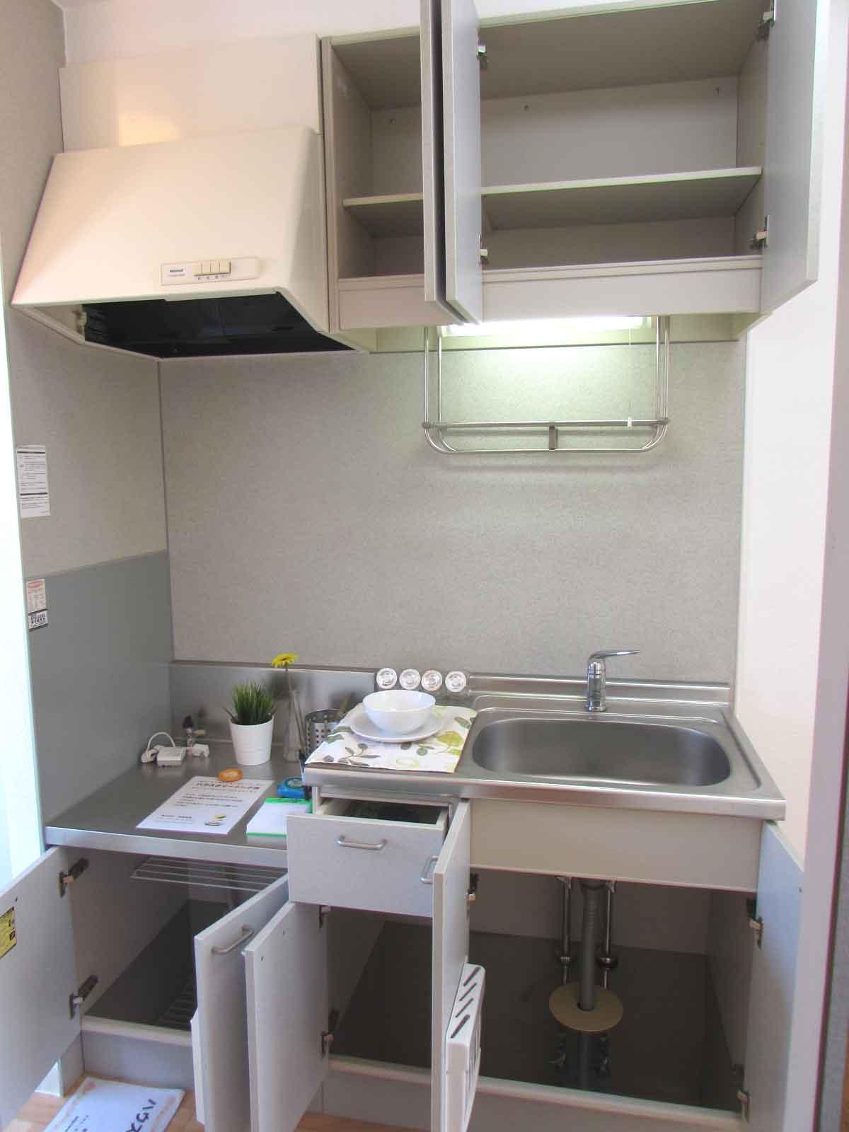 グランデソーニョB棟のキッチン|キッチン収納もたっぷりあります