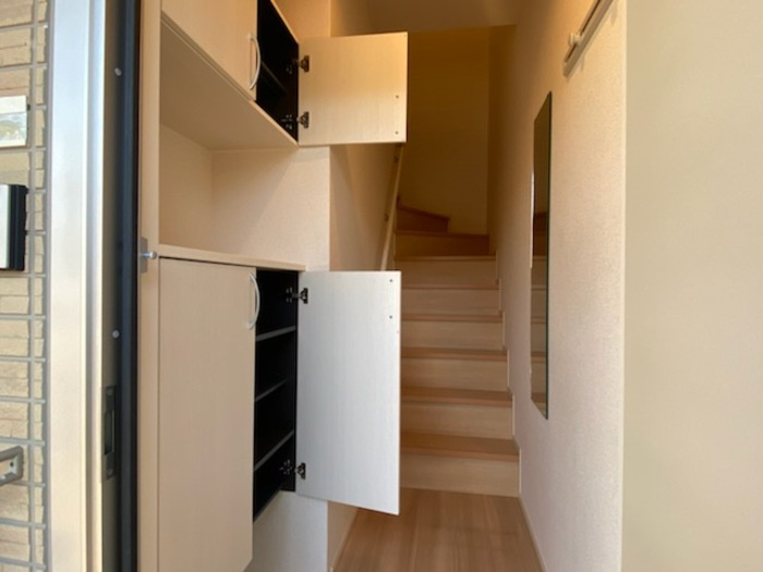 アグレッサーⅡの玄関|シューズボックス