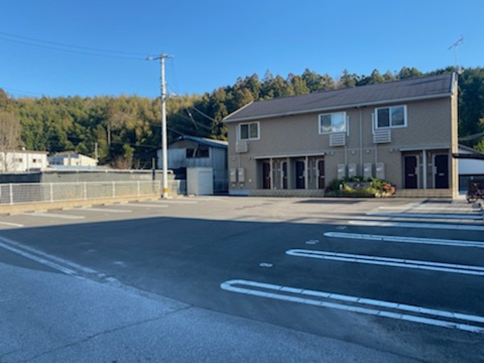 アグレッサーⅡの駐車場|駐車場