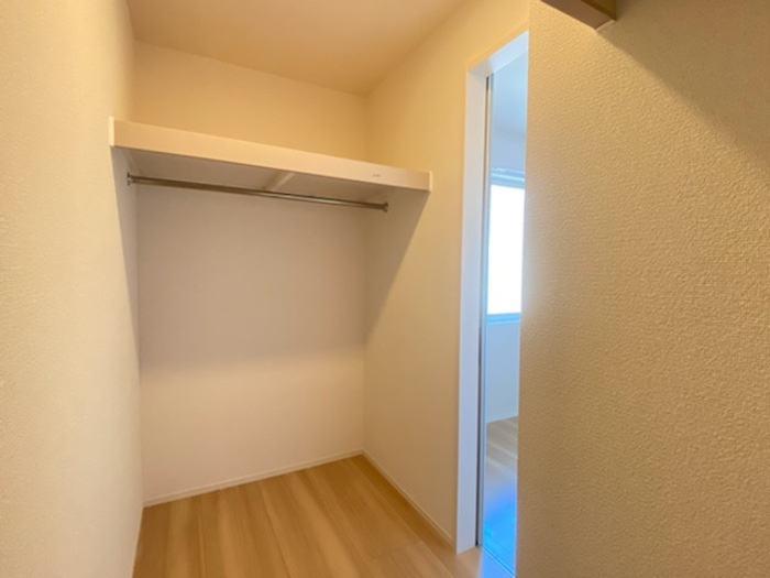 アグレッサーⅡの収納|ウォークインクローゼット