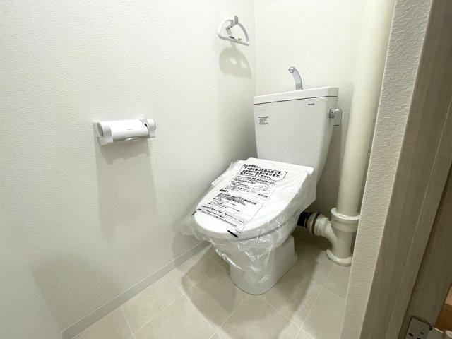 第三住吉ハイツのトイレ|縦型トイレはお掃除などお手入れがしやすく常に清潔に保ちやすいですよ♪