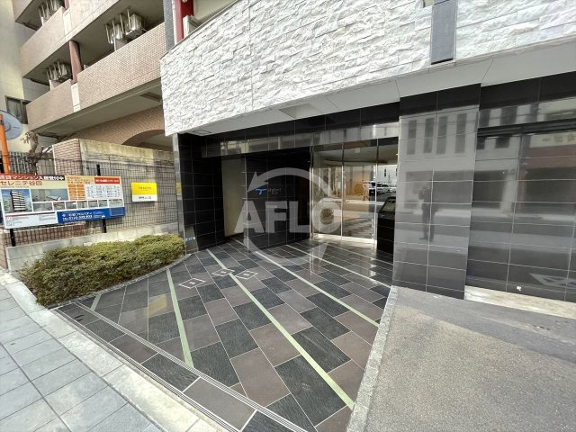 SERENITE谷四のエントランス|SERENiTE谷四　エントランス