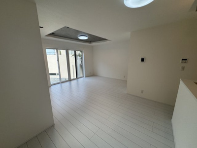 【居間・リビング】 | 沖縄市登川（全5棟）1号棟 | 1号棟　LDK18.12帖♪