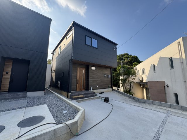 沖縄市登川（全5棟）1号棟の外観|1号棟　駐車2台可♪