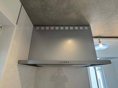 【キッチン】 | 沖縄市登川（全5棟）1号棟 | 1号棟　使いやすい換気扇♪