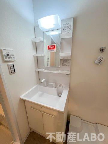 Bellevue巽南の洗面所