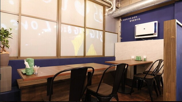 大阪市中央区瓦町４丁目の店舗一部の内装