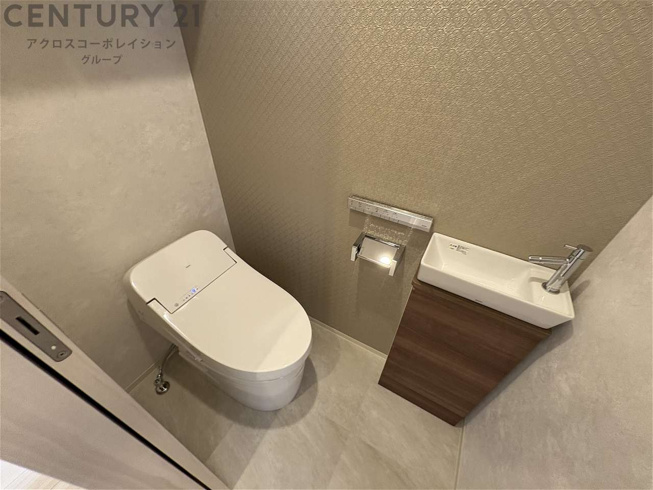 ウォシュレット付きのトイレです♪