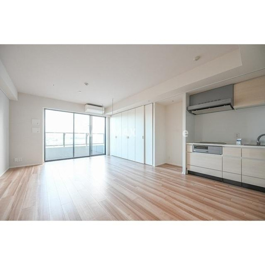 【居間・リビング】SHIBUYA CAST. APARTMENT 