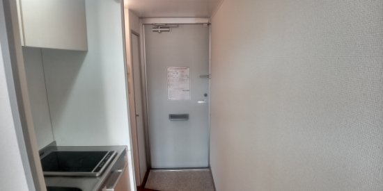 レオパレスフカサカの玄関|設備・使用は号室により異なる為、現況を優先いたします。