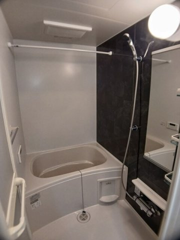 【浴室】 | リバーサイドネオ | きれいなお風呂です