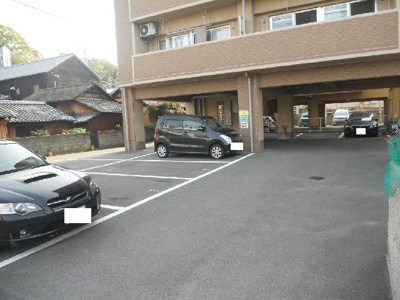 【駐車場】 | アクアベール久万ノ台