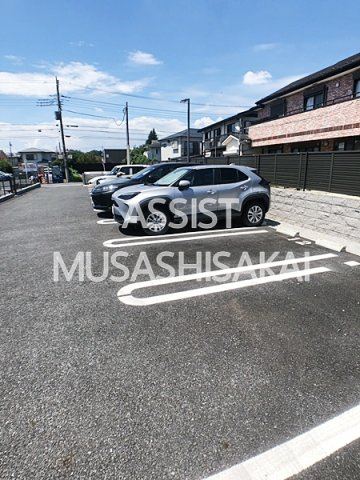NKガーデンの駐車場