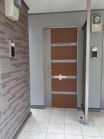 アルモニー　玉名のエントランス