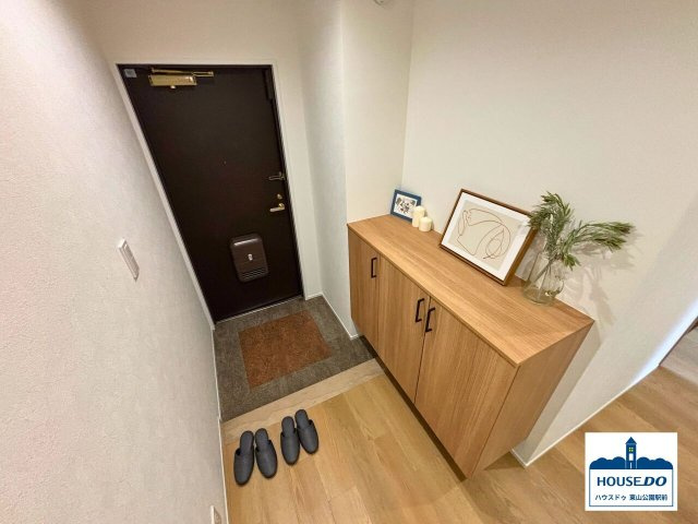 ◆ライオンズマンション引山◆3LDK南向き住戸！の玄関|玄関にはシューズボックスを完備。靴や小物の収納に便利です。