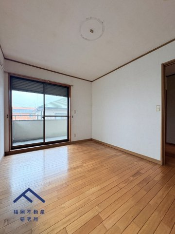 筑紫野市原田８丁目 　戸建ての洋室