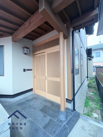 筑紫野市原田８丁目 　戸建ての玄関