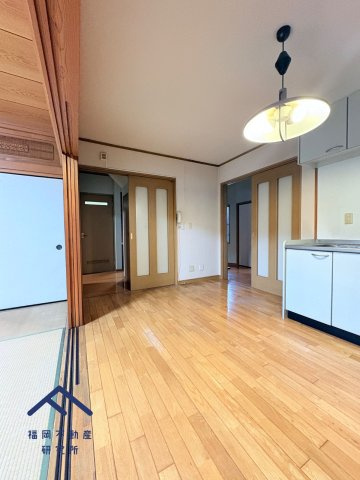 筑紫野市原田８丁目 　戸建ての居間・リビング